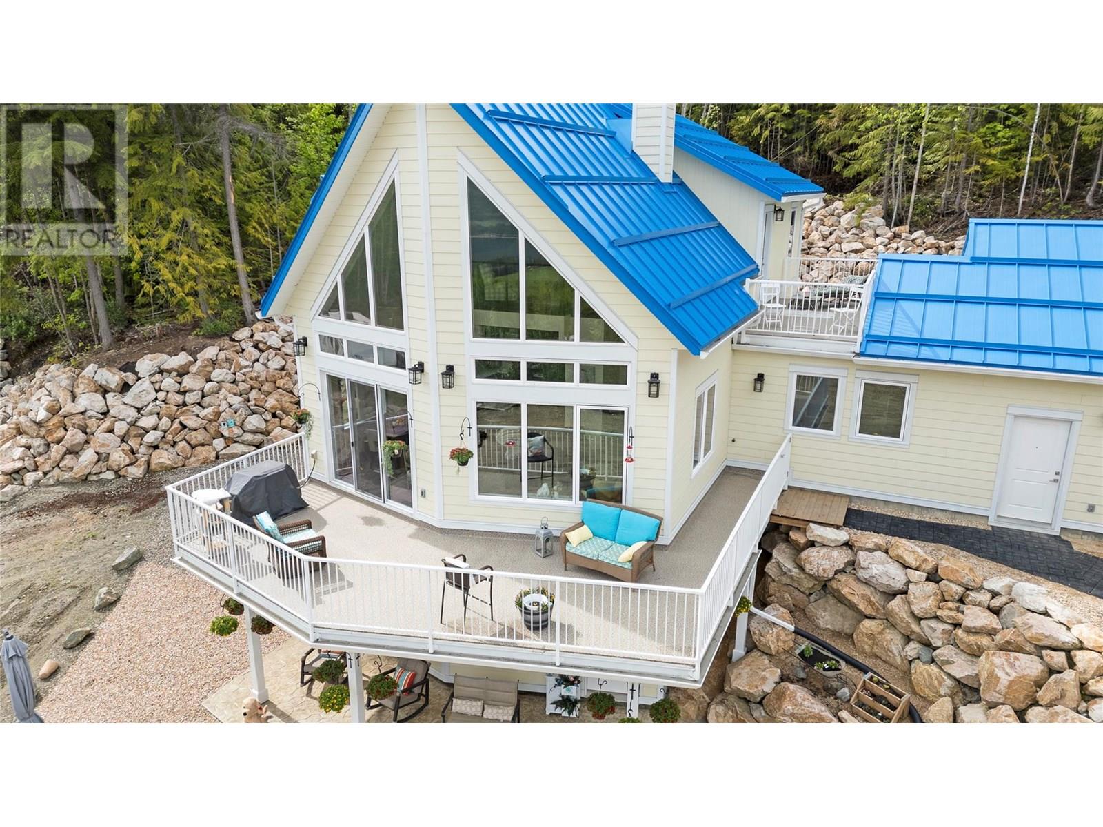 Photo 80 of 4740 Dogwood Crescent, Eagle Bay BC