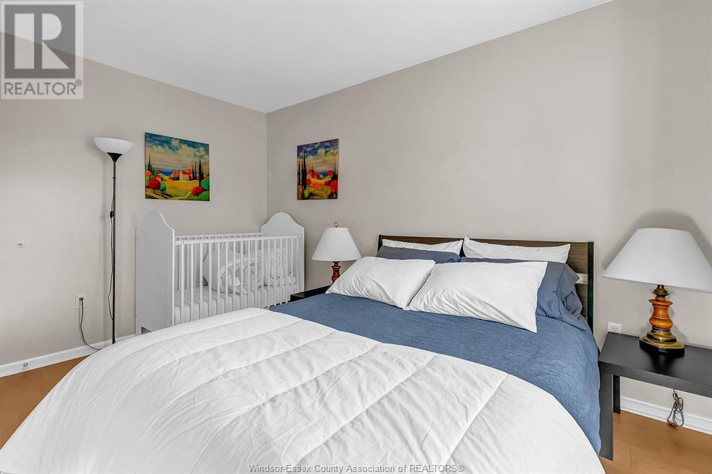 Photo 10 of 405 River Avenue, Lasalle ON