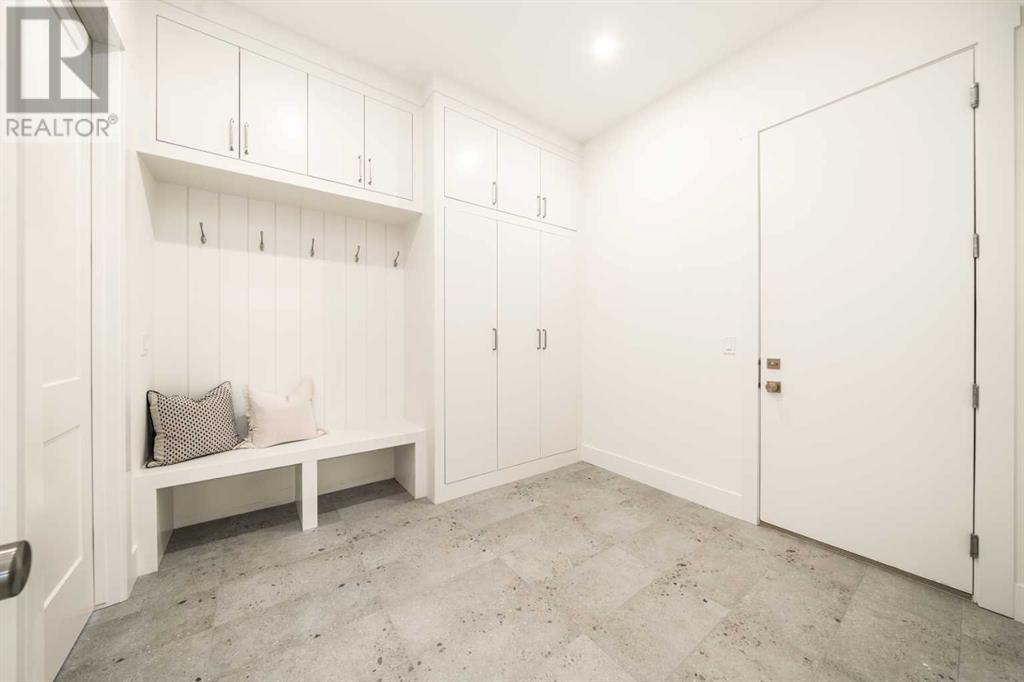 Single Family House for Sale in  RockCliff Heights NW Rocky Ridge Calgary 