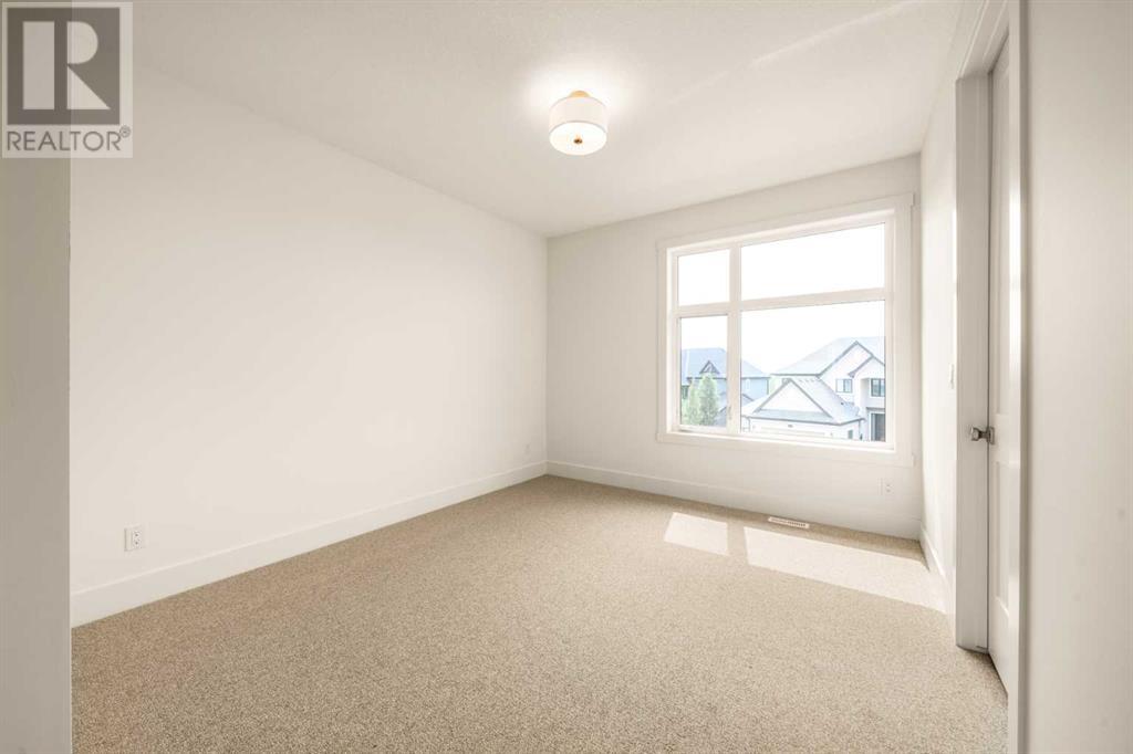 Single Family House for Sale in  RockCliff Heights NW Rocky Ridge Calgary 