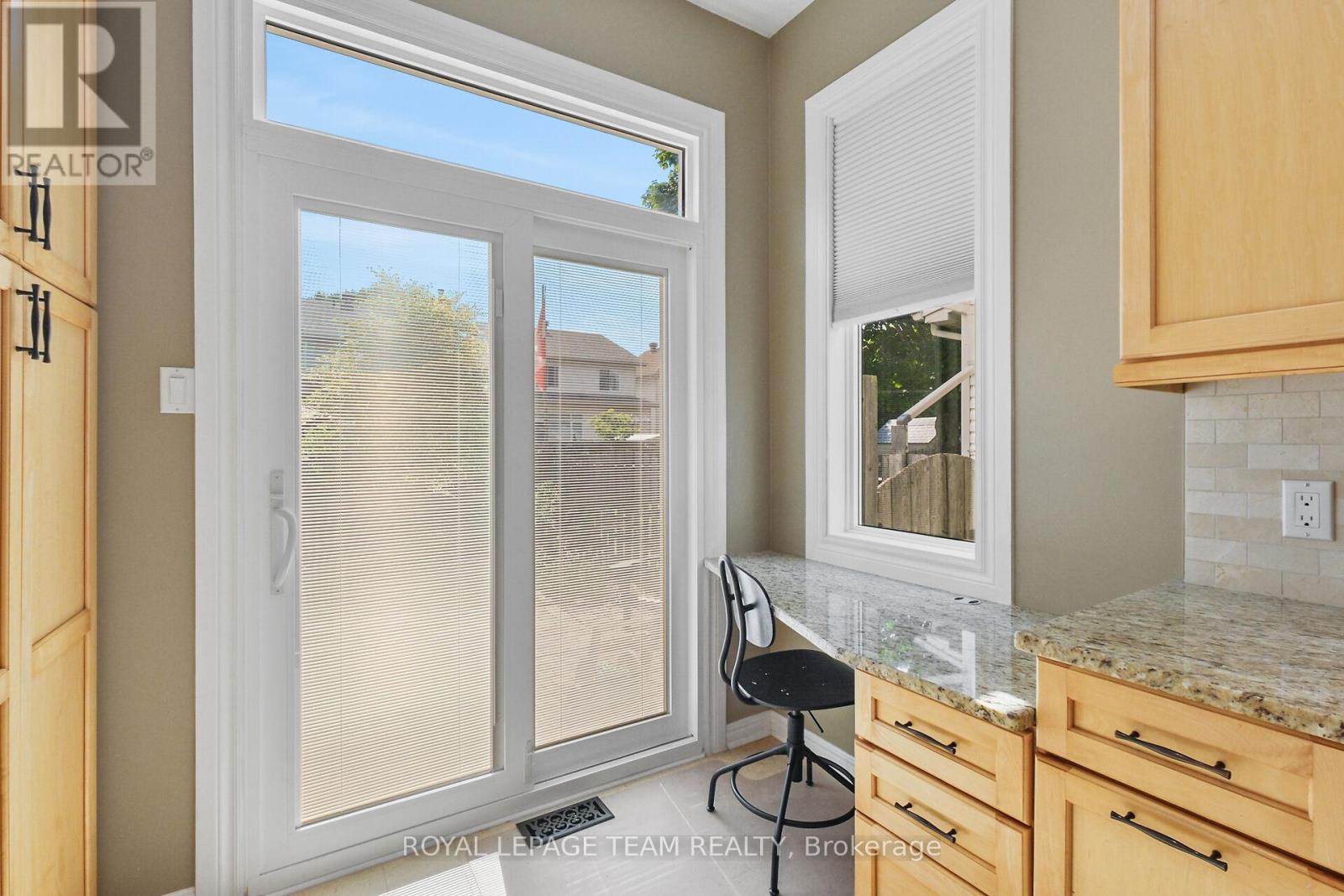 Photo 15 of 22 Avonhurst Avenue, Ottawa ON