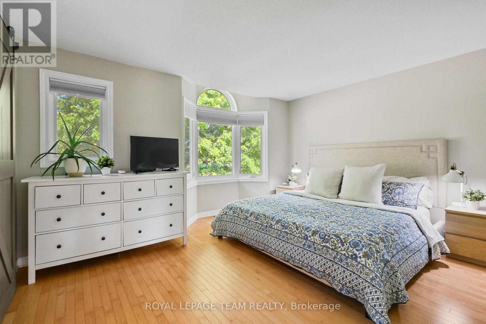 Photo 21 of 22 Avonhurst Avenue, Ottawa ON