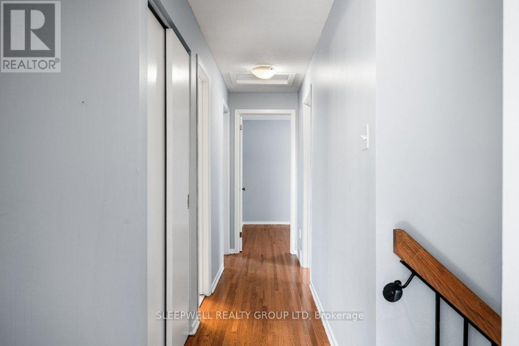 Photo 9 of 43 Parkglen Drive, Ottawa ON