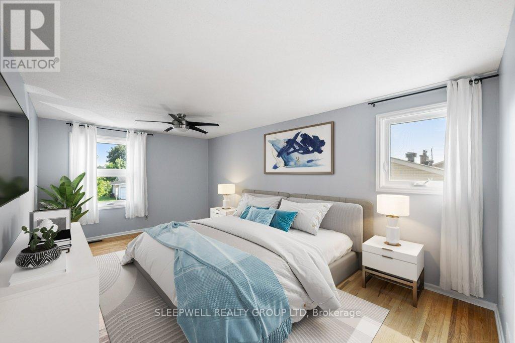 Photo 24 of 43 Parkglen Drive, Ottawa ON
