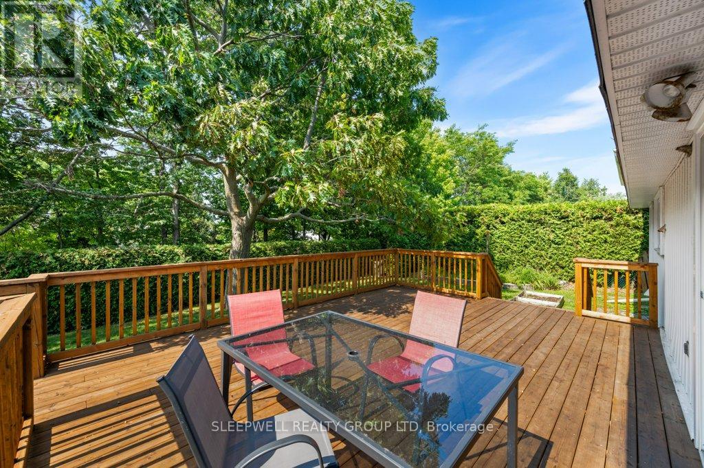 Photo 30 of 43 Parkglen Drive, Ottawa ON