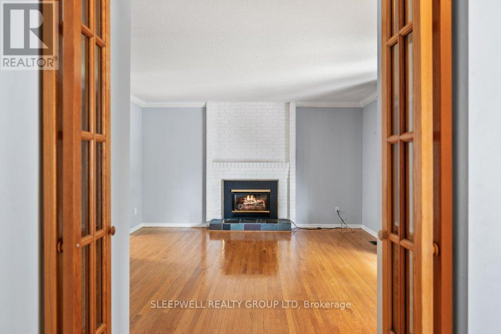 Photo 41 of 43 Parkglen Drive, Ottawa ON
