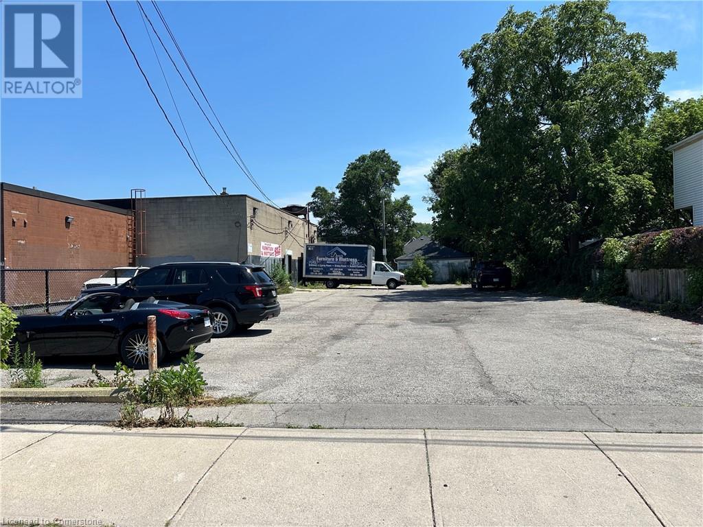 Photo 6 of 416 Concession Street, Hamilton ON