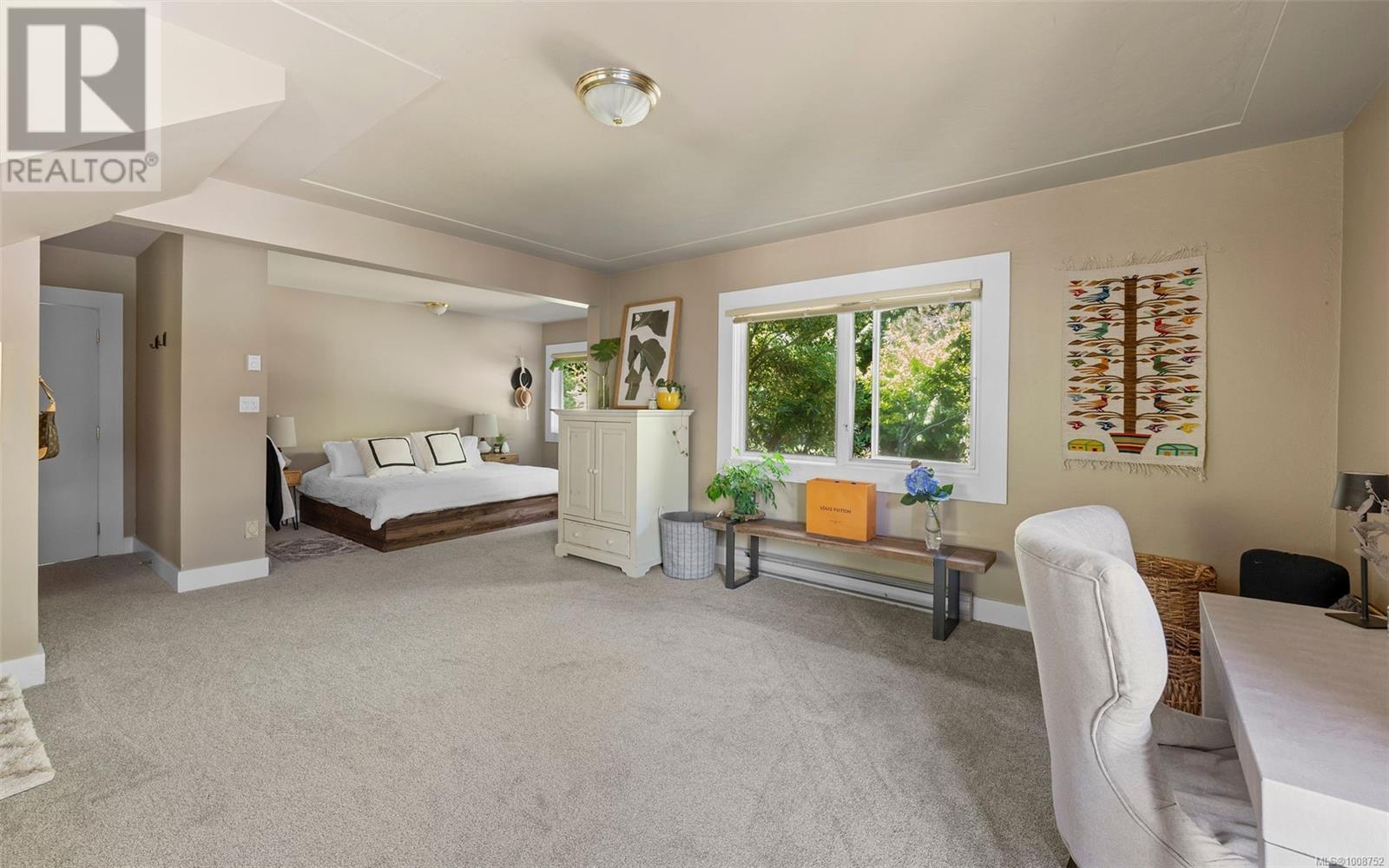 Photo 13 of 2895 Lansdowne Rd, Oak Bay BC