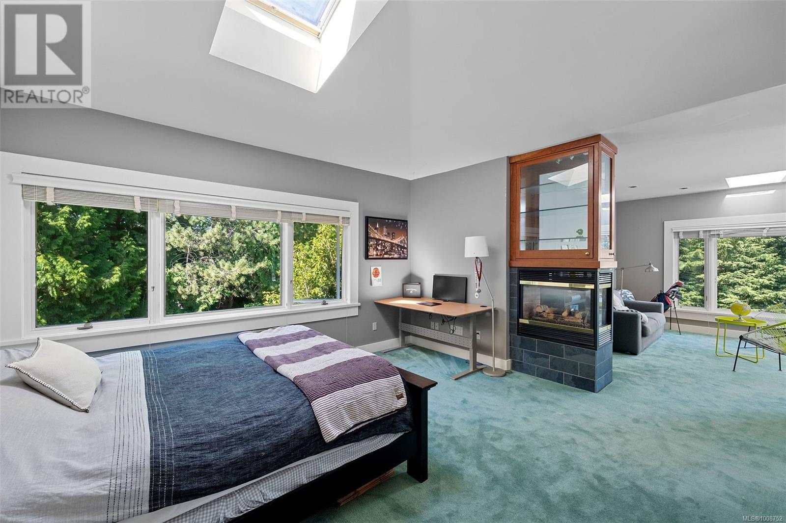 Photo 56 of 2895 Lansdowne Rd, Oak Bay BC