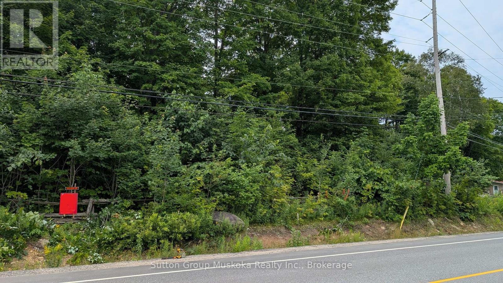 Photo 8 of 837 Aspdin Road, Huntsville ON