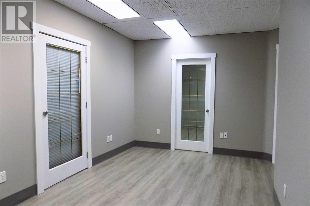 Photo 4 of 104 B 9804 100 Avenue, Grande Prairie AB