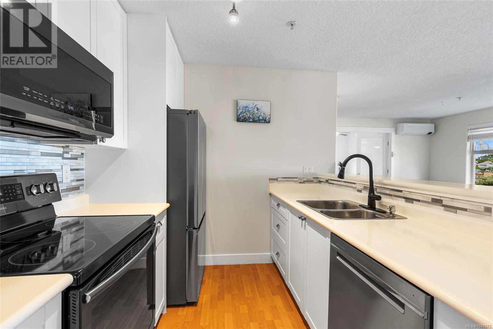 Photo 7 of 321 2829 Peatt Rd, Langford BC