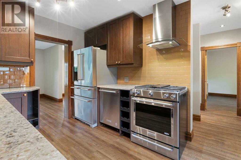 Single Family House Bungalow for Sale in   Avenue SW Elboya Calgary 