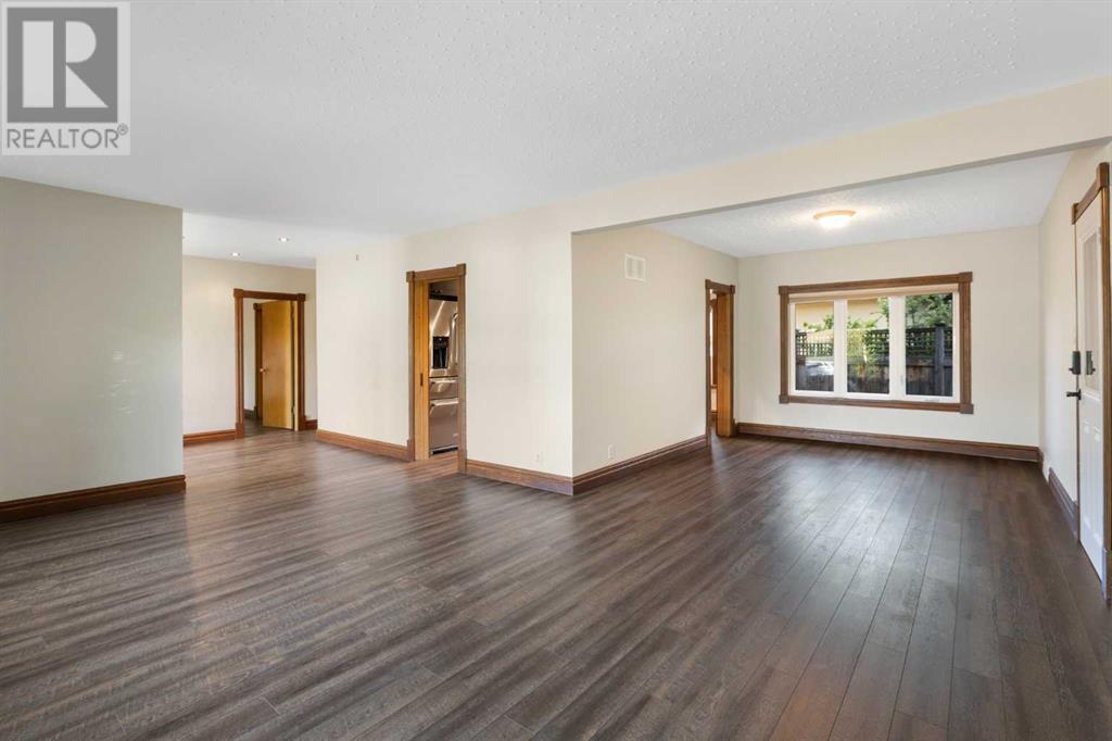 Single Family House Bungalow for Sale in   Avenue SW Elboya Calgary 