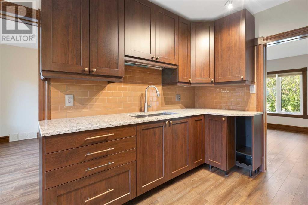 Single Family House Bungalow for Sale in   Avenue SW Elboya Calgary 