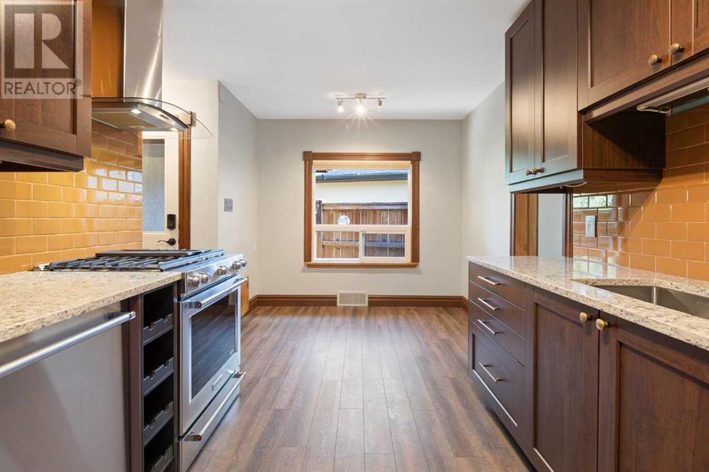 Single Family House Bungalow for Sale in   Avenue SW Elboya Calgary 