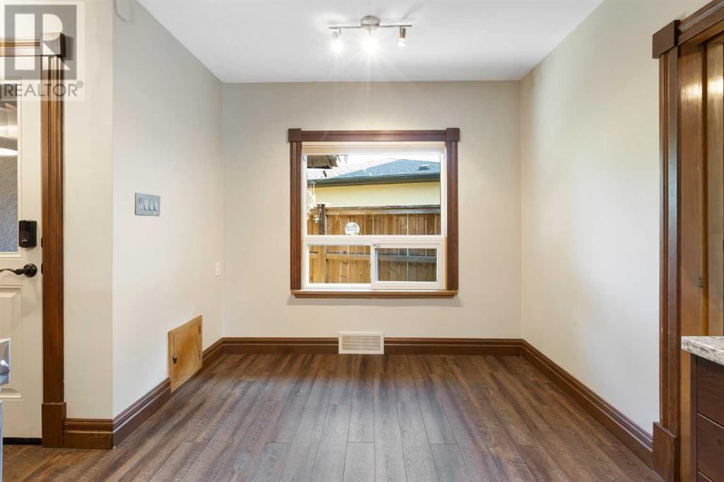 Single Family House Bungalow for Sale in   Avenue SW Elboya Calgary 