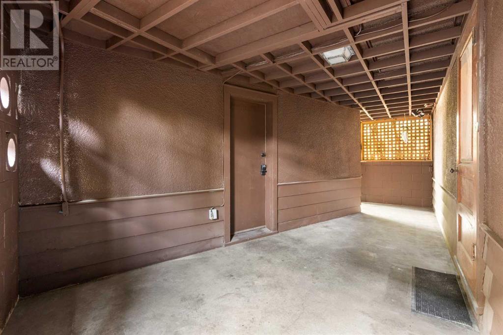 Single Family House Bungalow for Sale in   Avenue SW Elboya Calgary 
