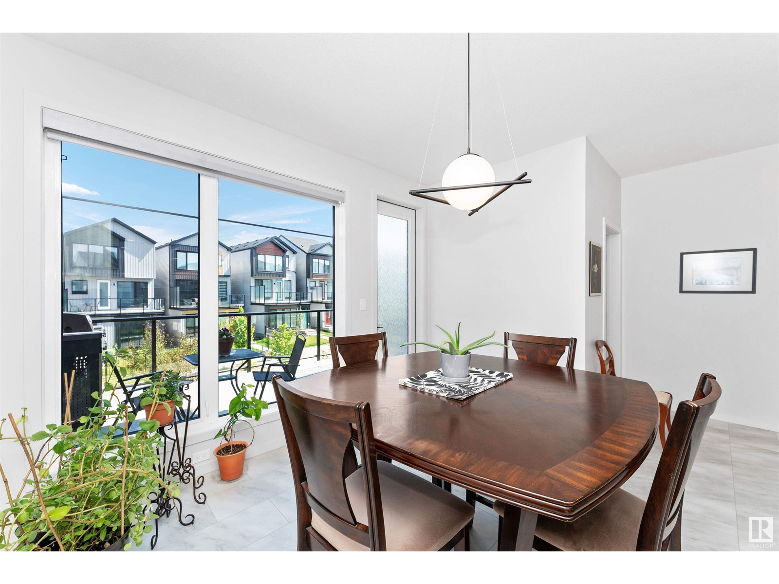 Photo 19 of 451 39 St Sw, Edmonton AB