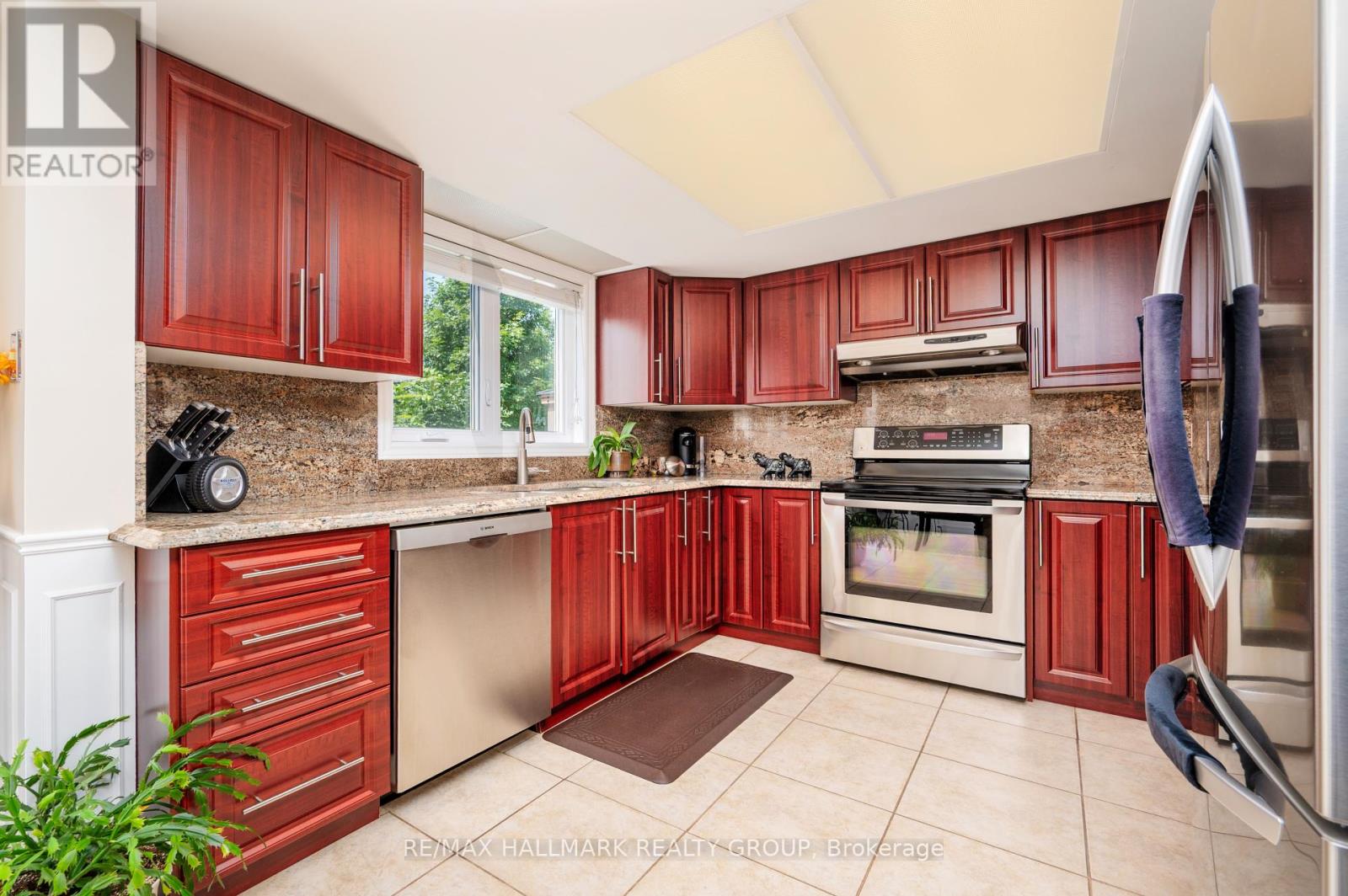 Photo 12 of 2180 Johnston Road, Ottawa ON
