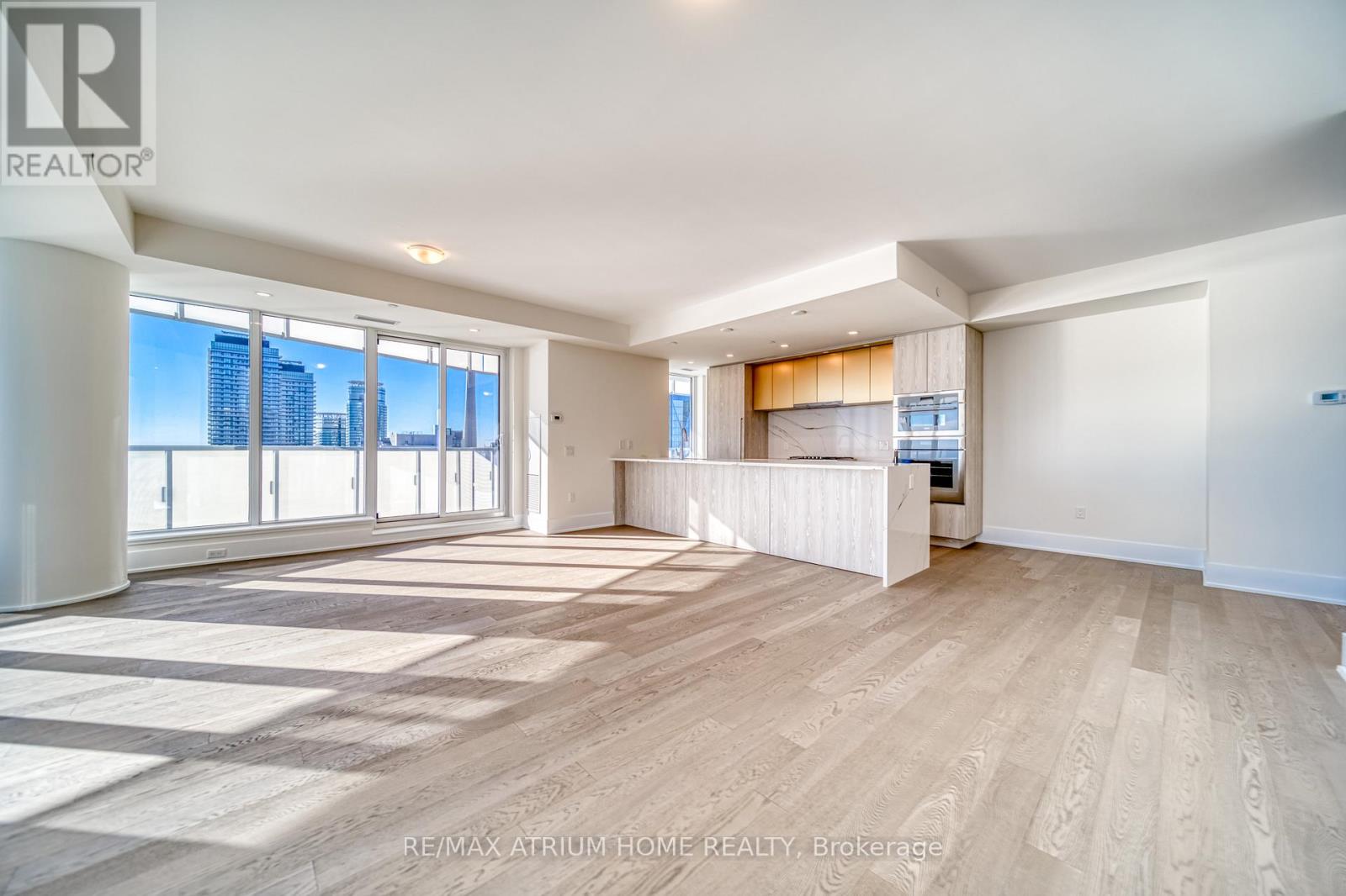 Photo 7 of 5302 28 Freeland Street, Toronto ON