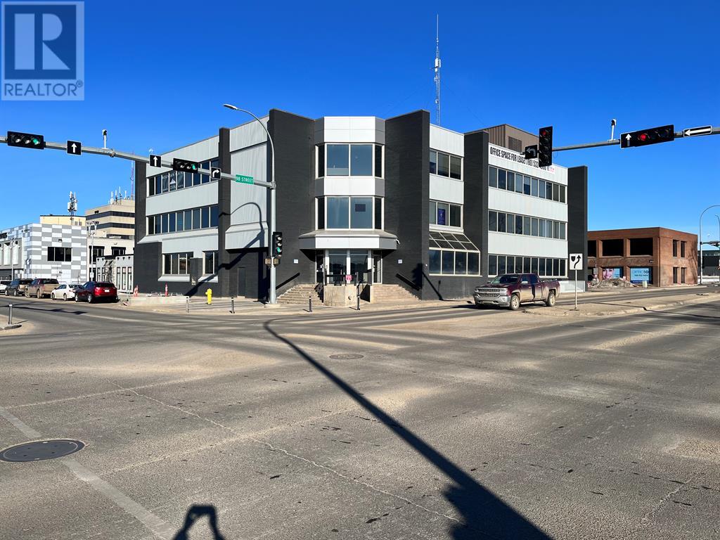 Photo 2 of 108 9804 100 Avenue, Grande Prairie AB