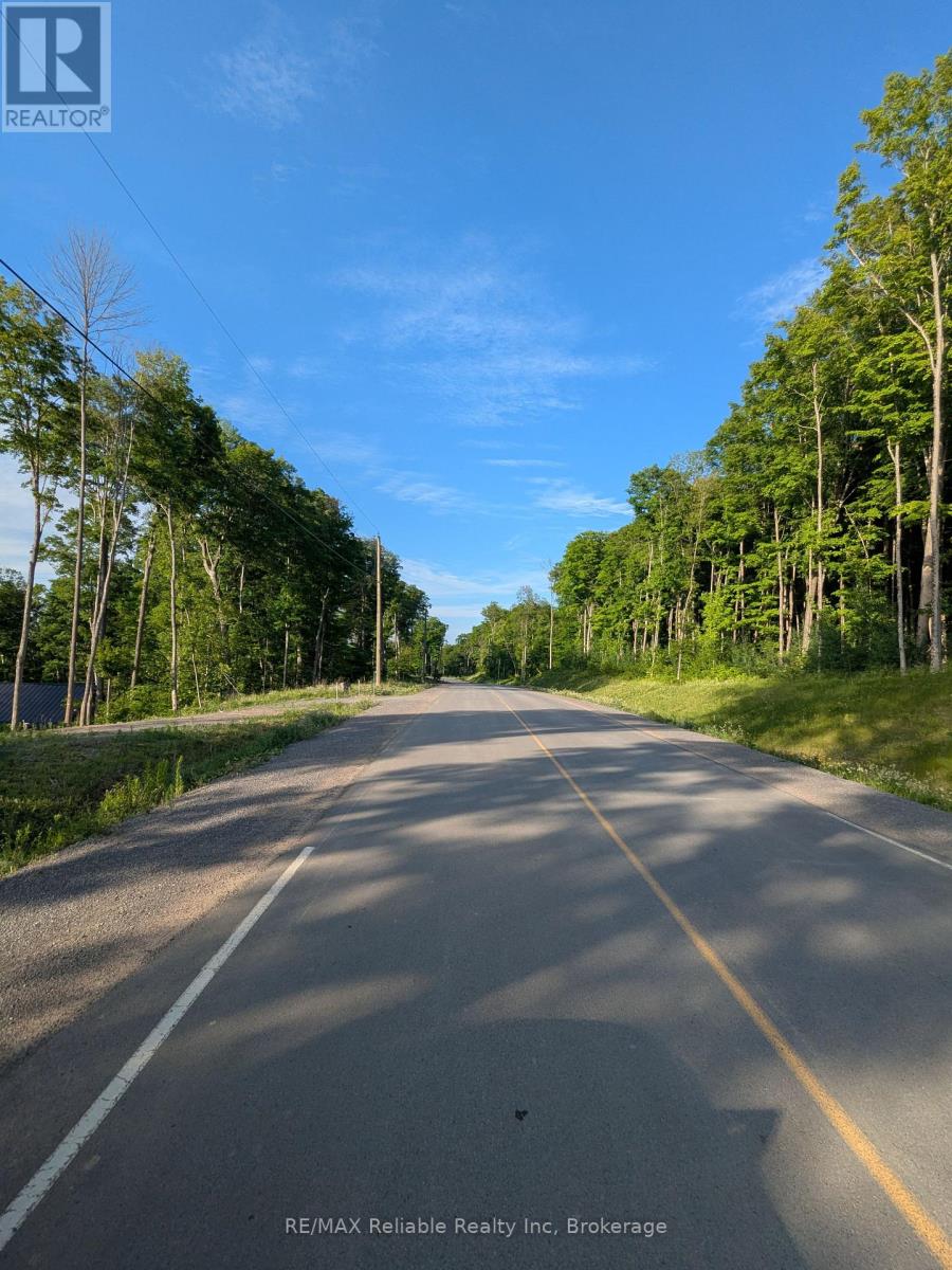 Photo 13 of 223 Shady Maple Road, Mcnab Braeside ON