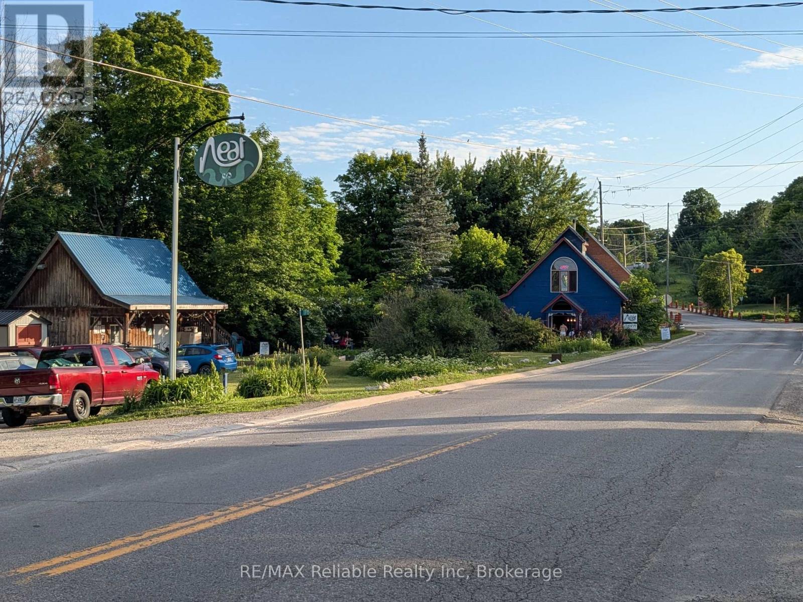 Photo 20 of 223 Shady Maple Road, Mcnab Braeside ON
