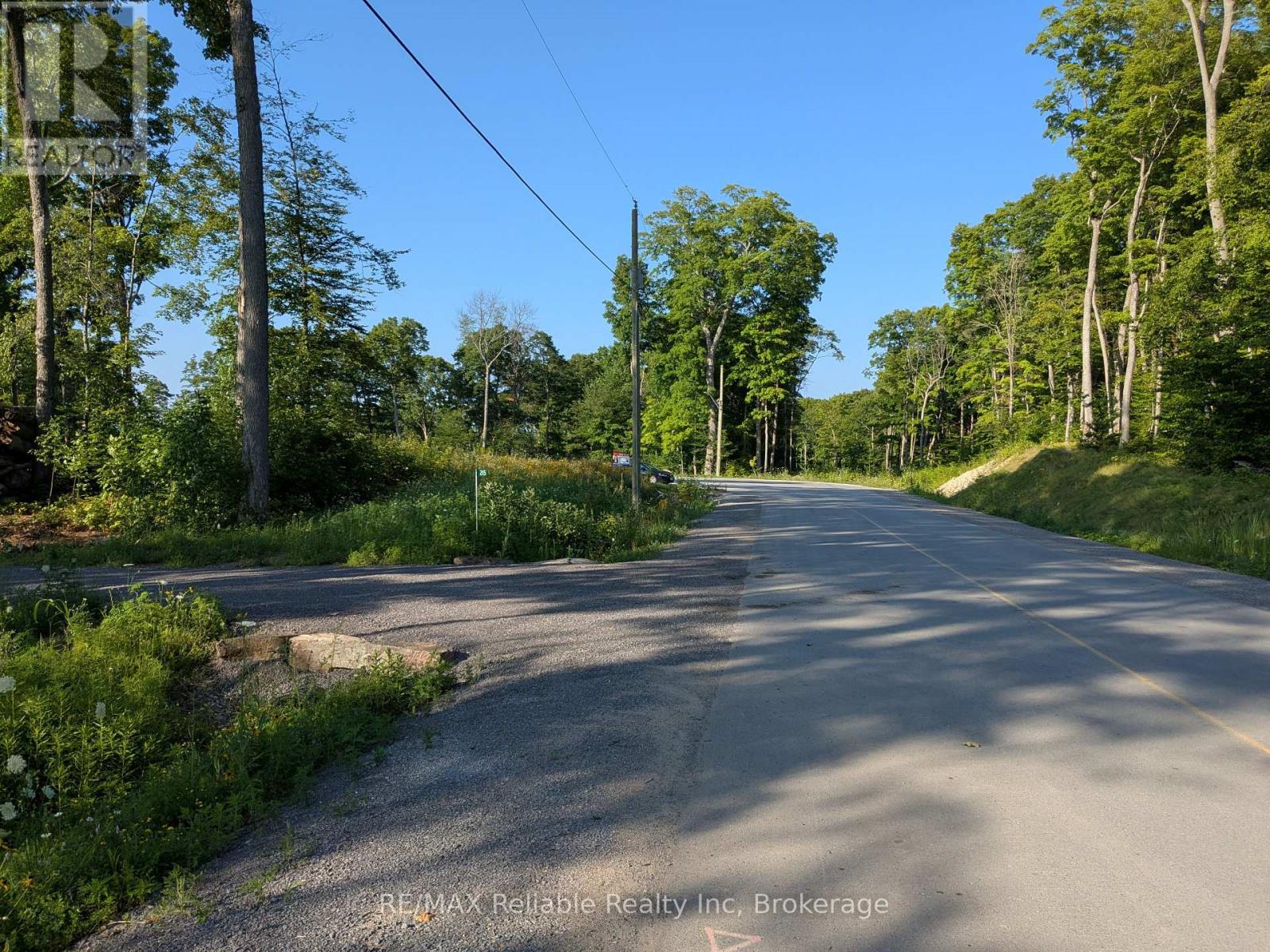 Photo 3 of 223 Shady Maple Road, Mcnab Braeside ON