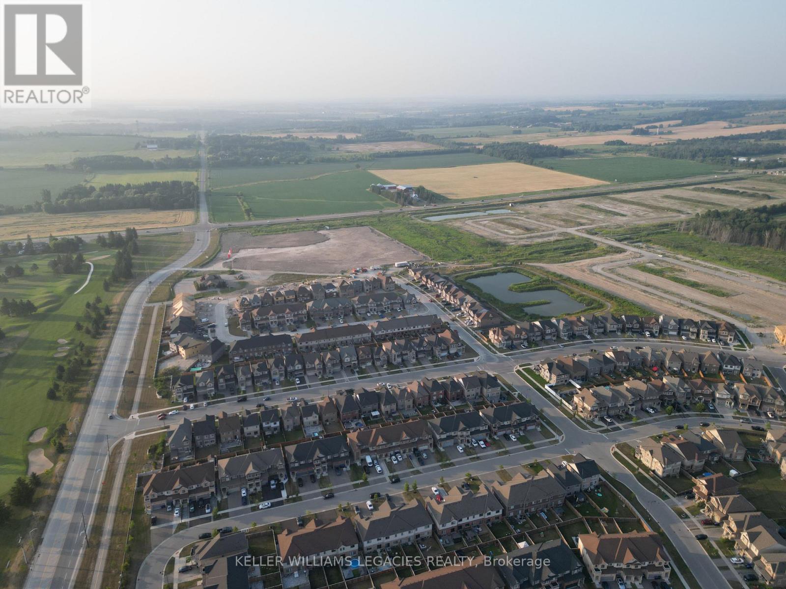 Photo 43 of 42 Lorne Thomas Place, New Tecumseth ON