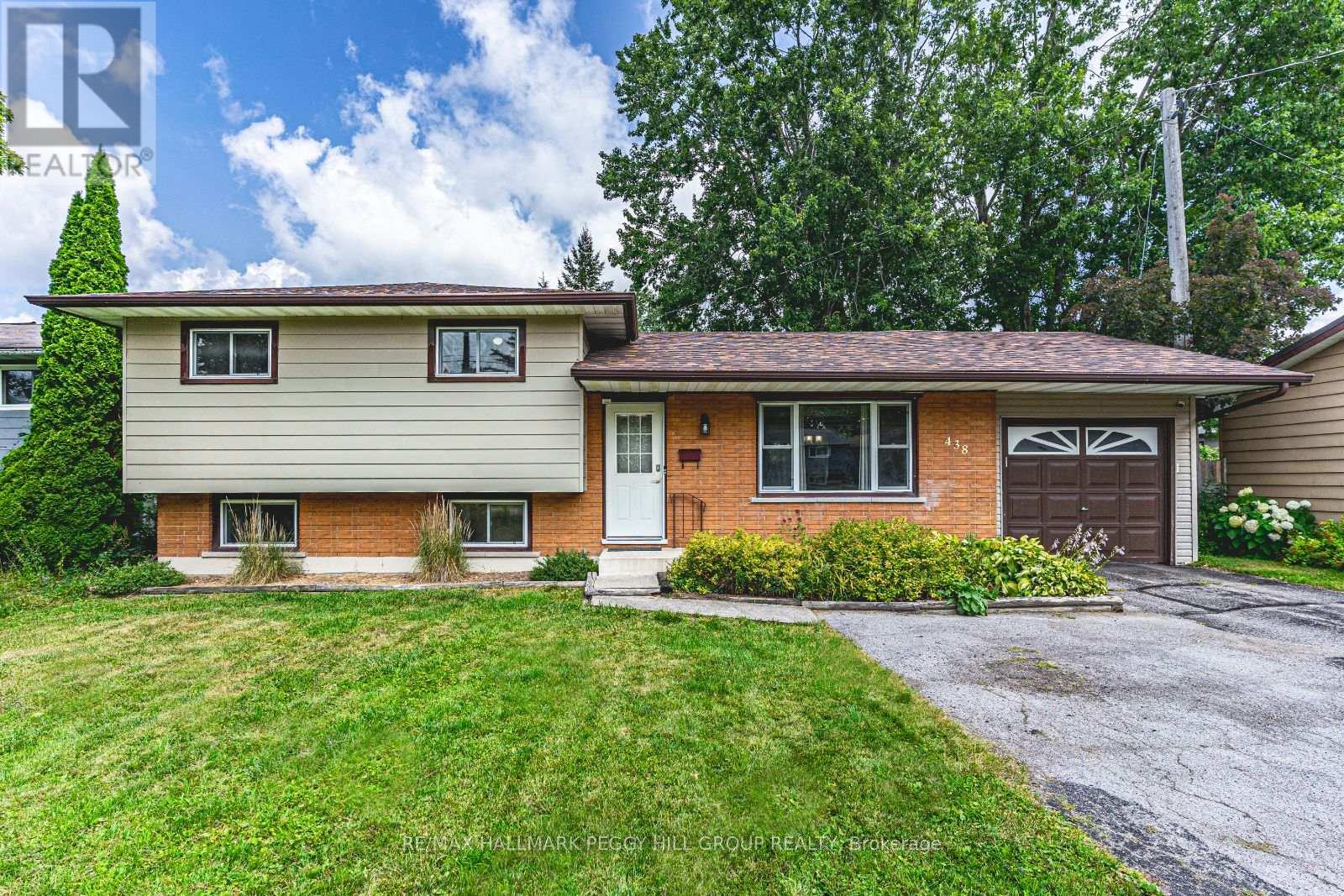 Photo 1 of 438 Forest Avenue S, Orillia ON