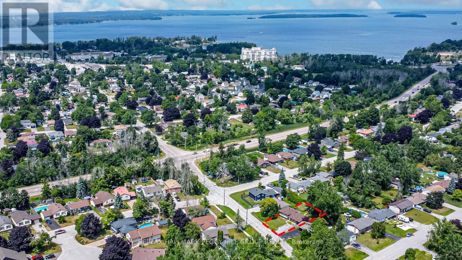 Photo 16 of 438 Forest Avenue S, Orillia ON