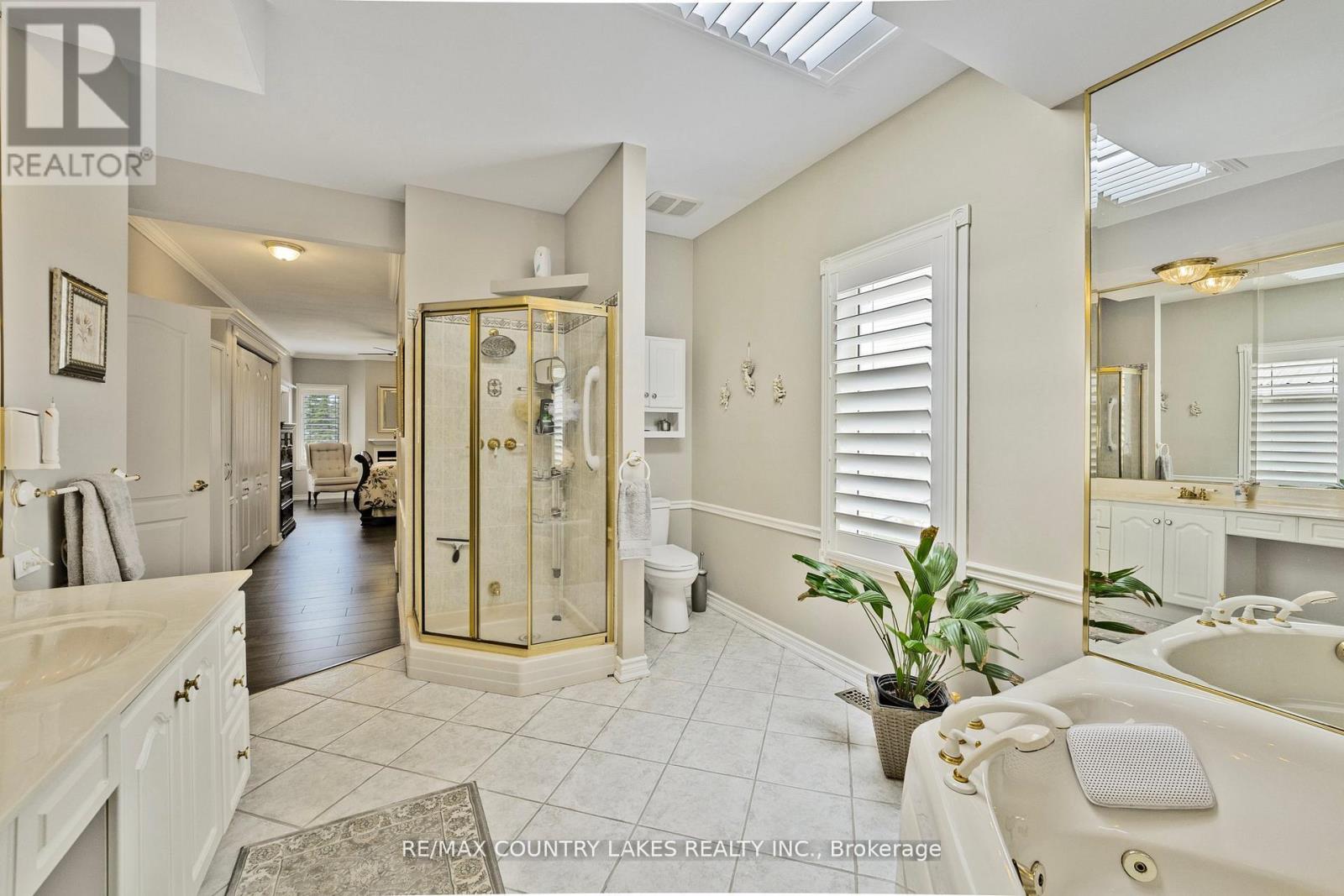 Photo 39 of 50 Laguna Parkway, Ramara ON
