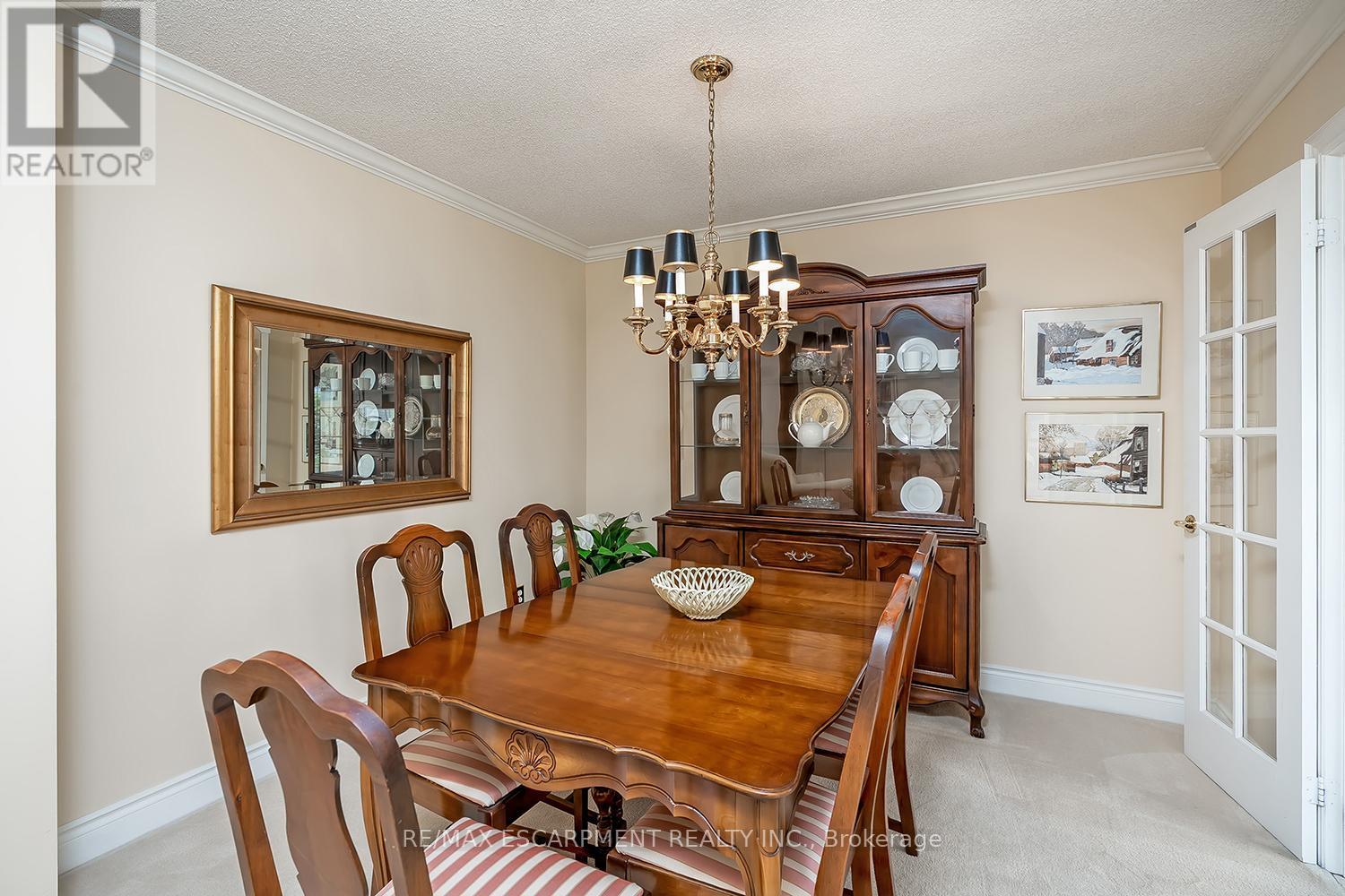 Photo 11 of 609 442 Maple Avenue, Burlington ON
