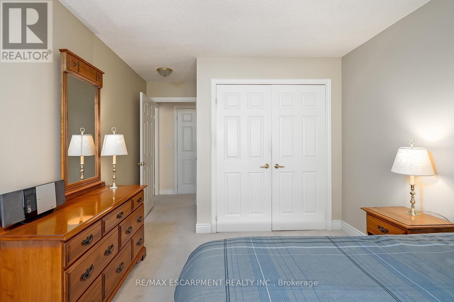 Photo 23 of 609 442 Maple Avenue, Burlington ON