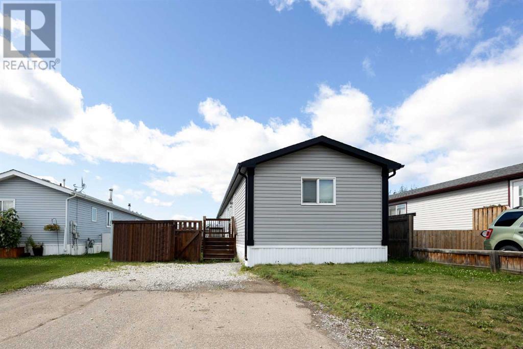 168 Belgian Green, Fort McMurray
