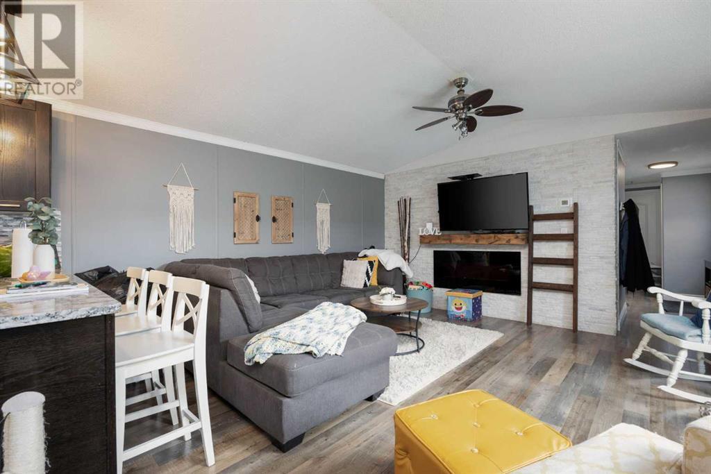 168 Belgian Green, Fort McMurray