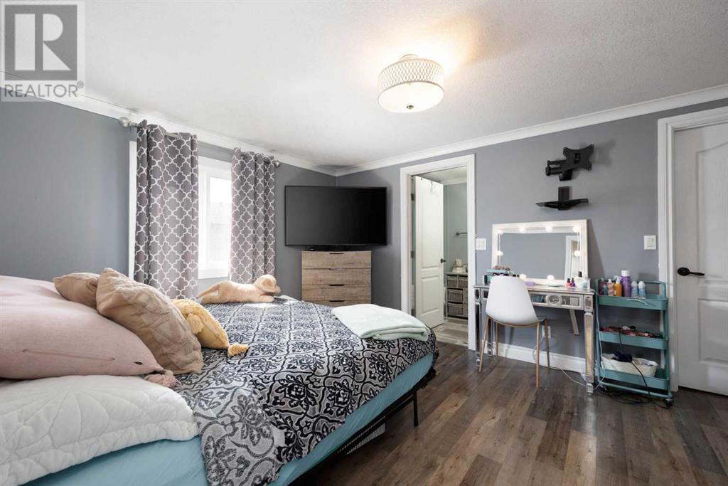 168 Belgian Green, Fort McMurray