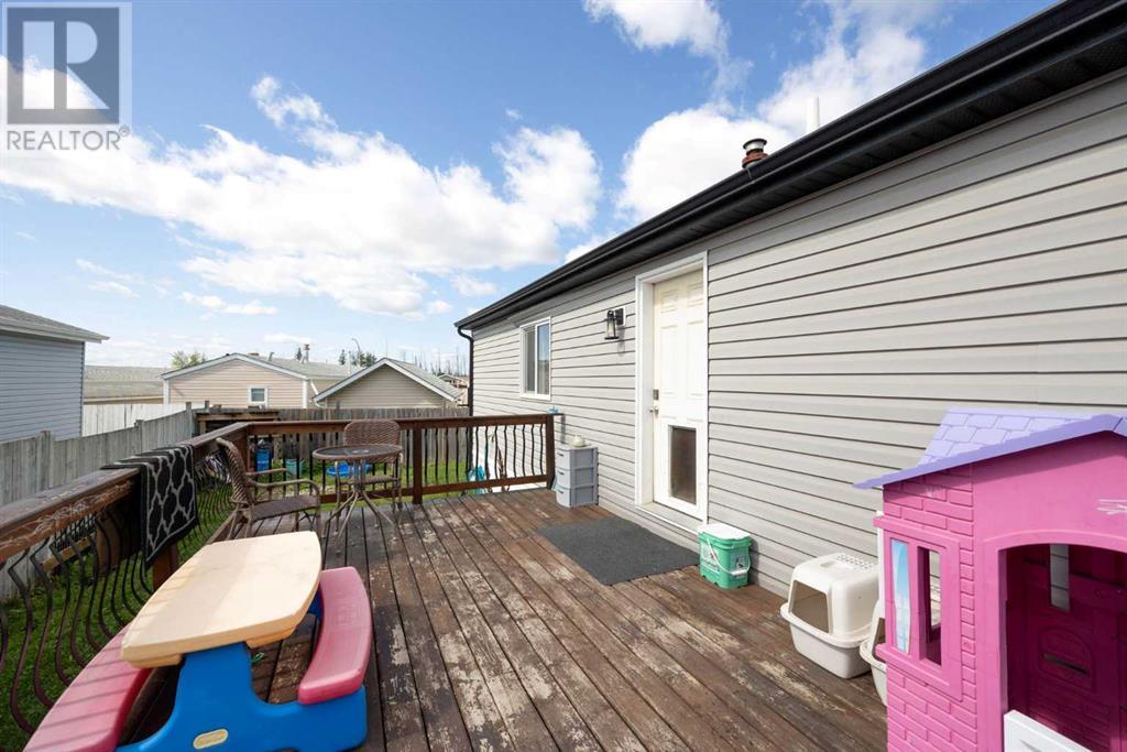 168 Belgian Green, Fort McMurray