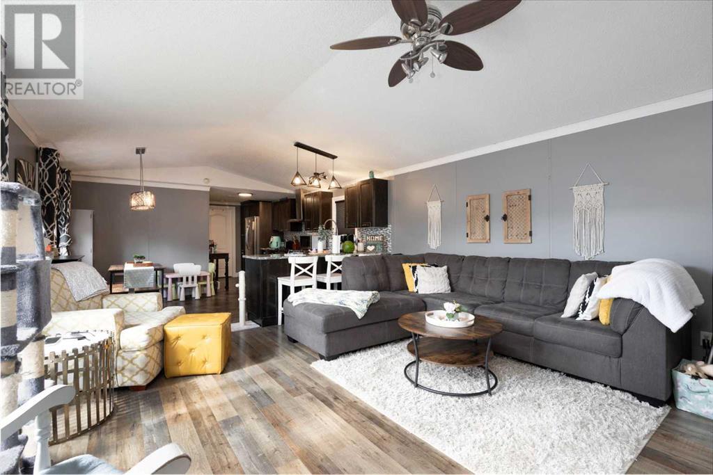 168 Belgian Green, Fort McMurray