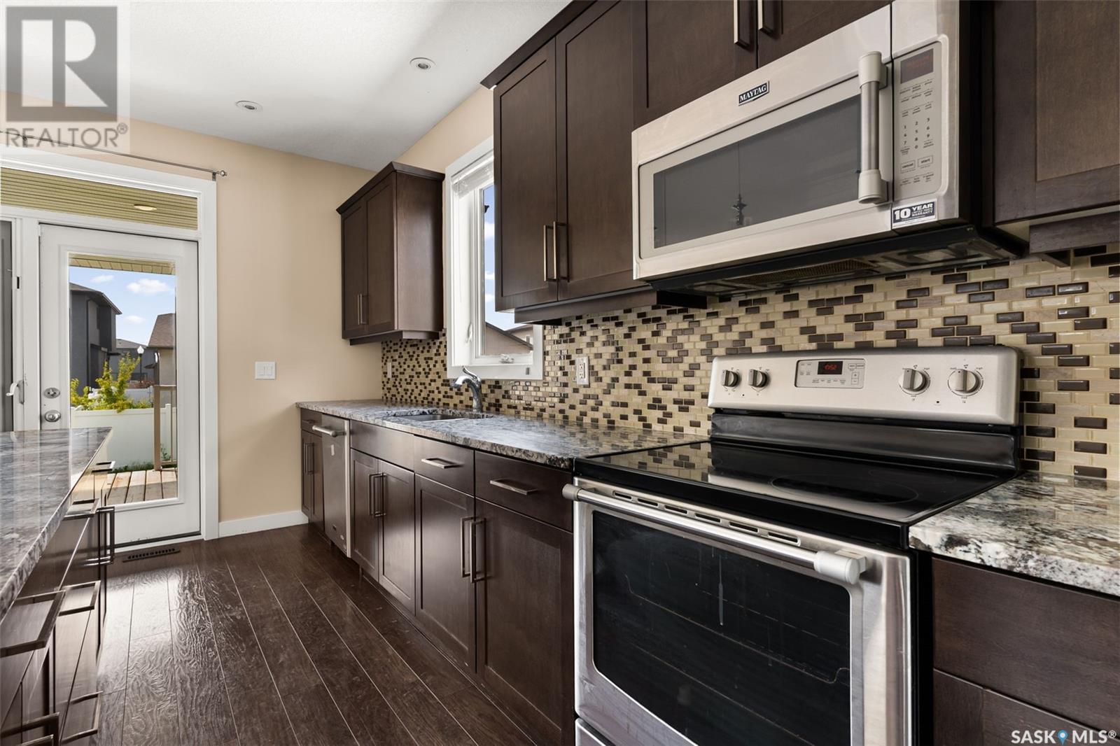 Photo 11 of 4733 Green View Crescent E, Regina SK