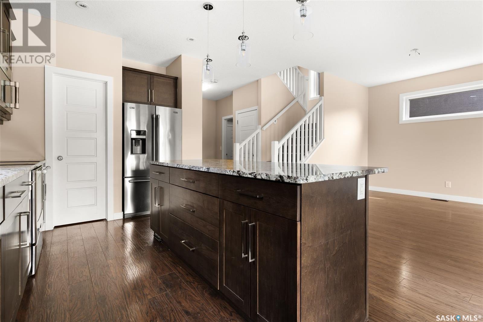 Photo 12 of 4733 Green View Crescent E, Regina SK