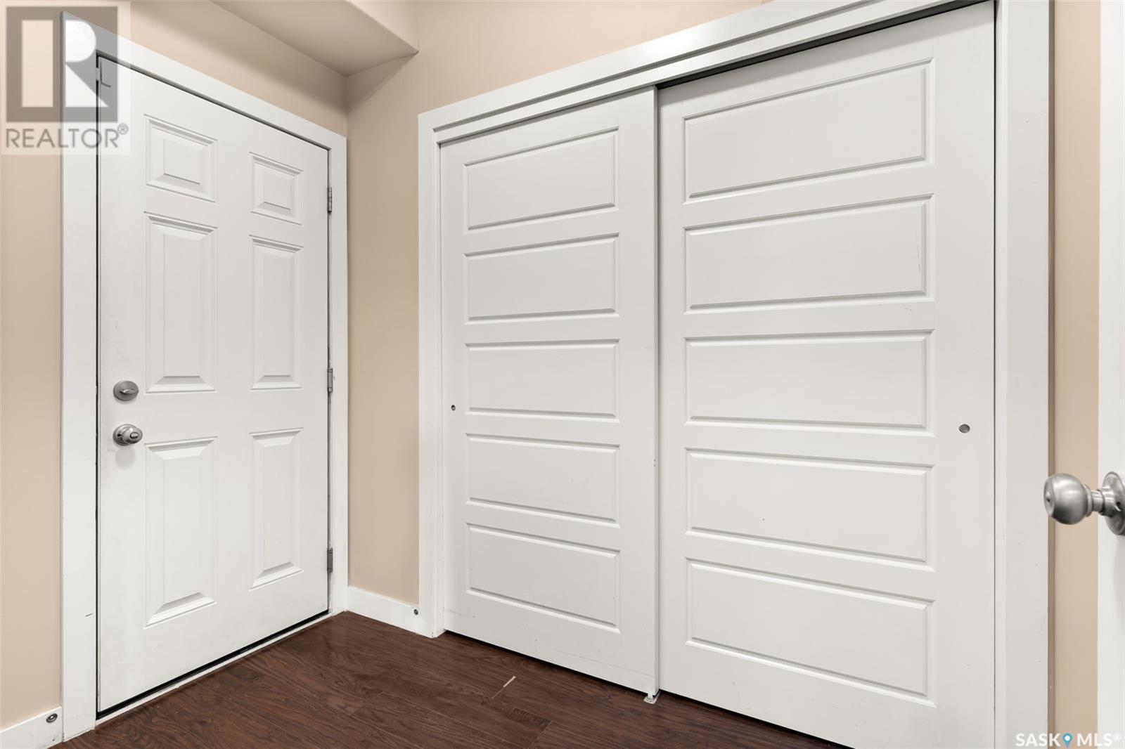 Photo 15 of 4733 Green View Crescent E, Regina SK