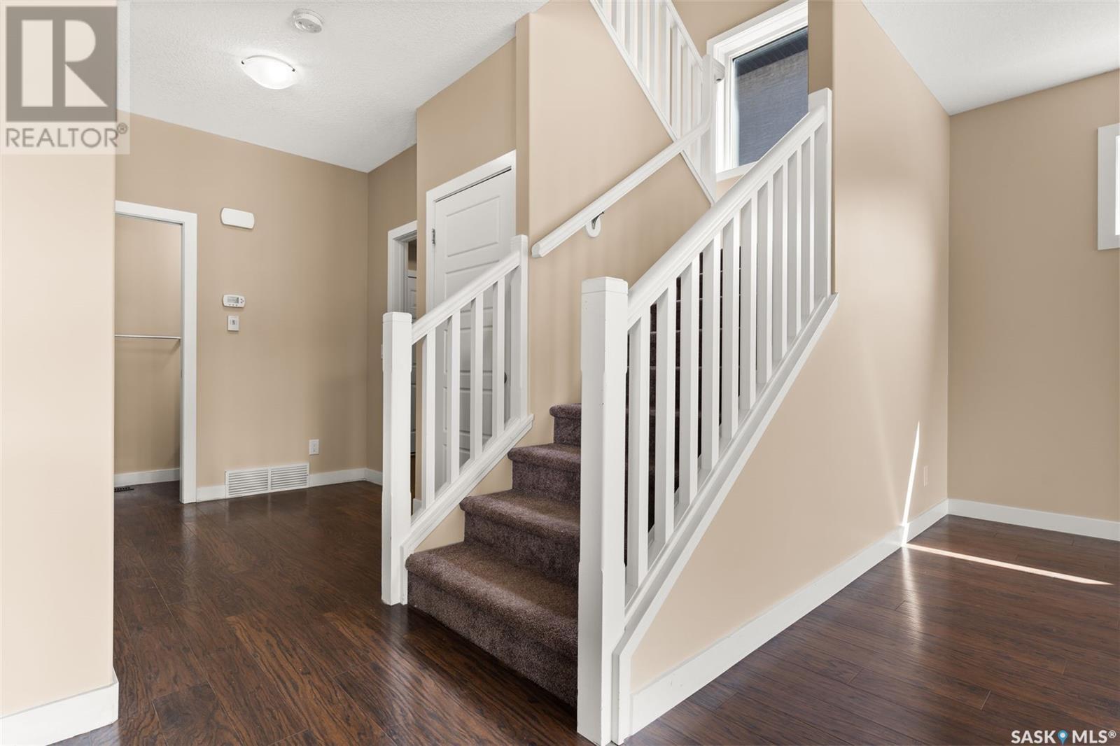 Photo 17 of 4733 Green View Crescent E, Regina SK