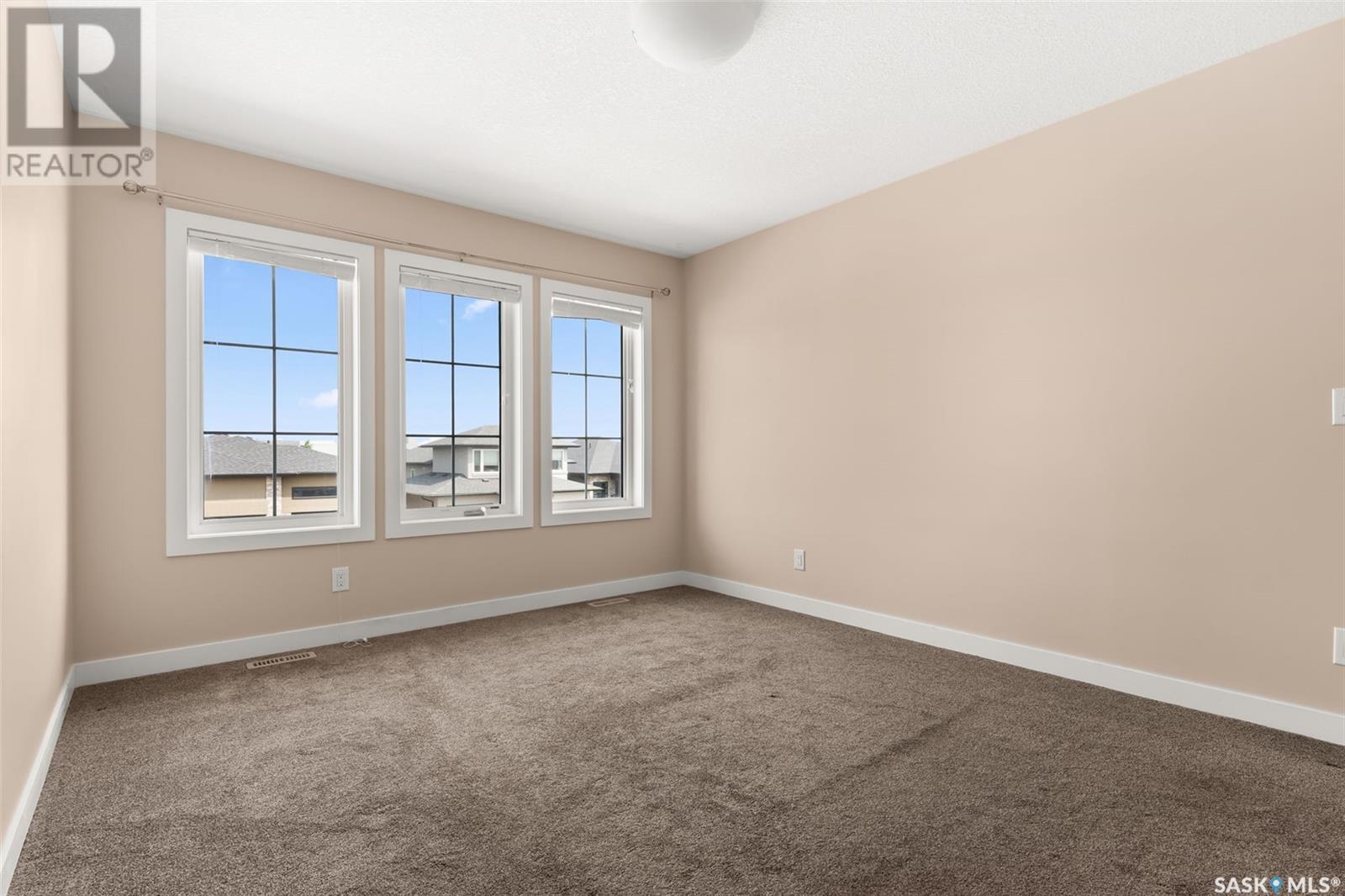 Photo 20 of 4733 Green View Crescent E, Regina SK
