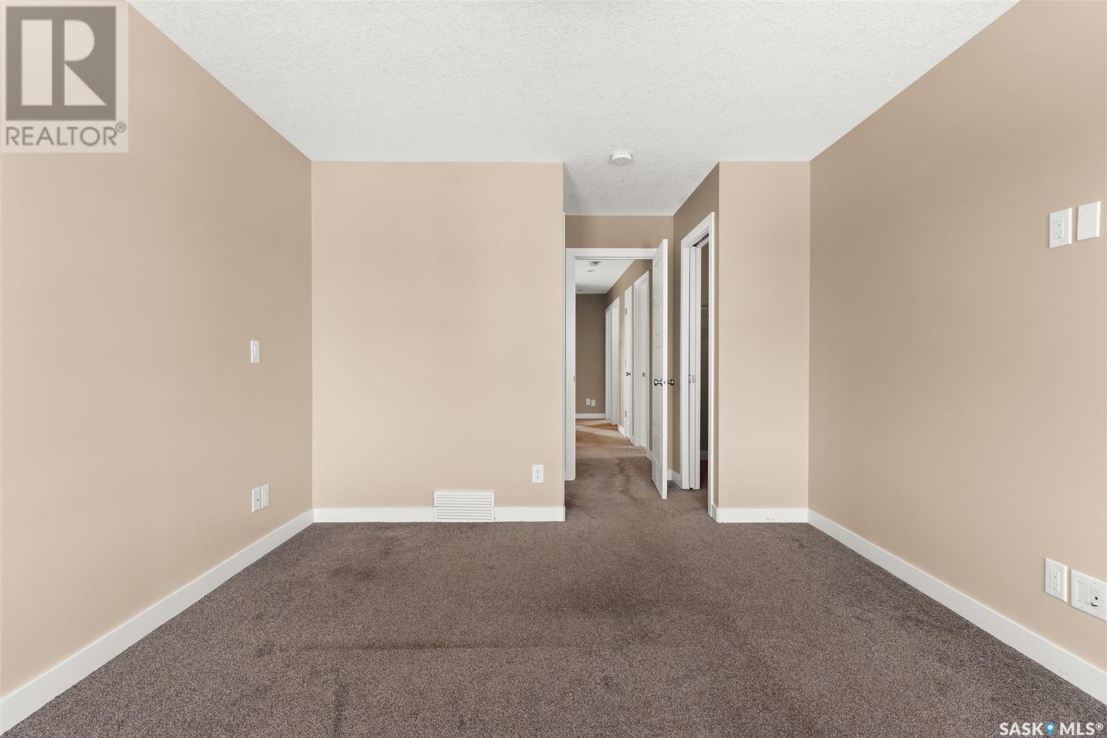 Photo 21 of 4733 Green View Crescent E, Regina SK