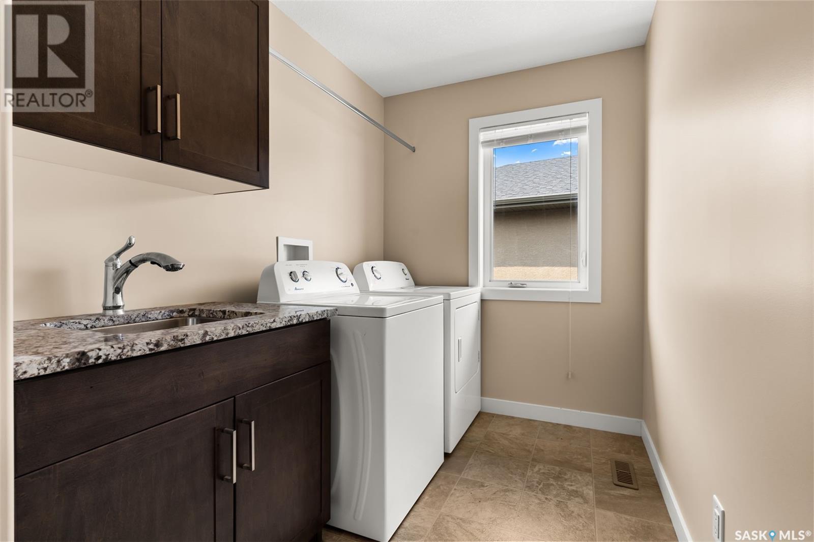 Photo 29 of 4733 Green View Crescent E, Regina SK