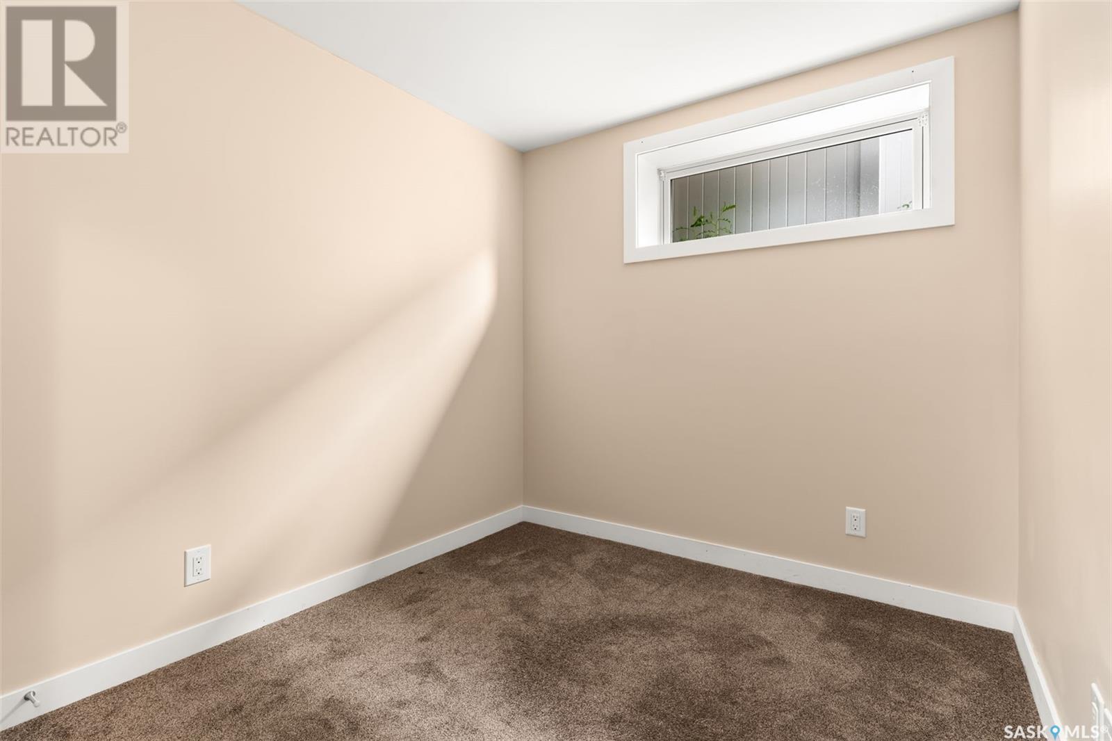 Photo 36 of 4733 Green View Crescent E, Regina SK