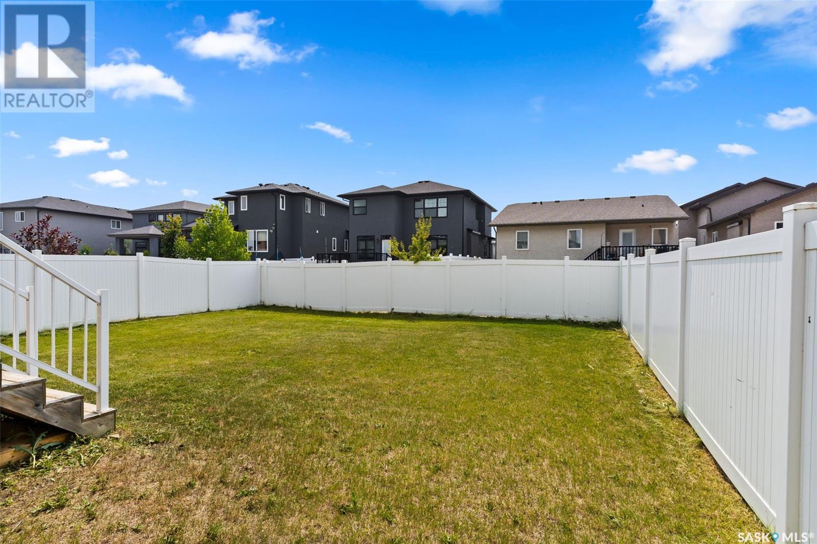 Photo 41 of 4733 Green View Crescent E, Regina SK
