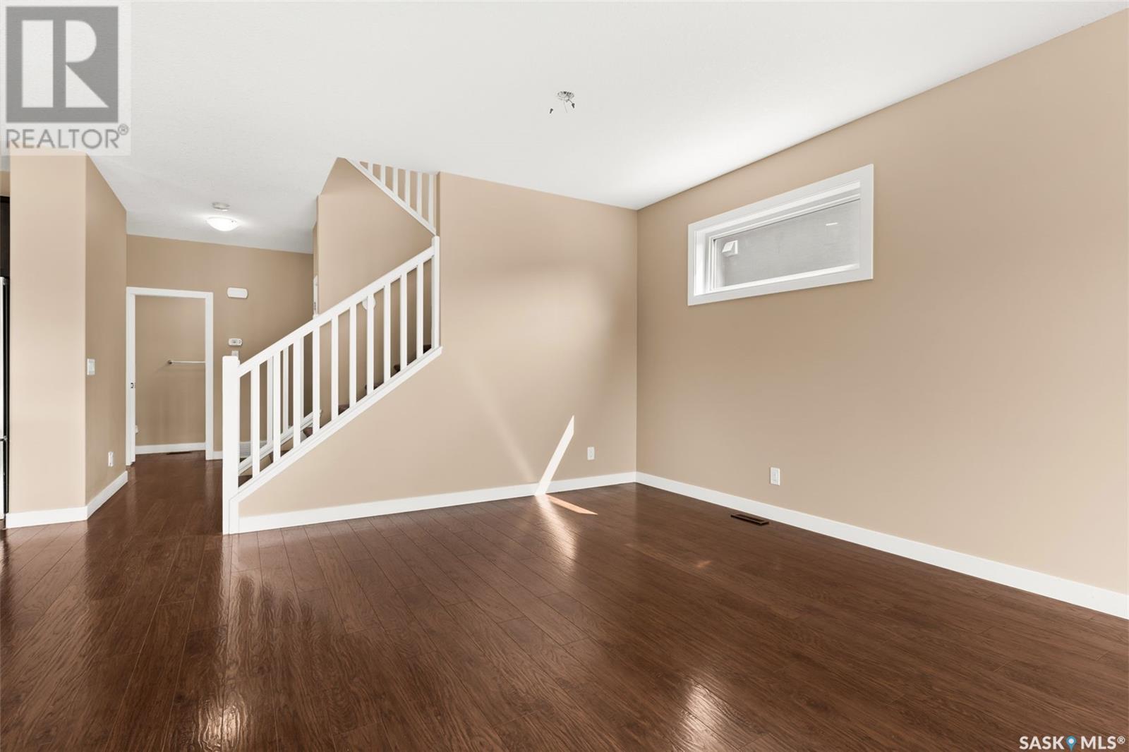 Photo 7 of 4733 Green View Crescent E, Regina SK